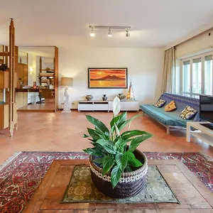 https://casa-ciuciu-napoli.hotels-amalfi.com